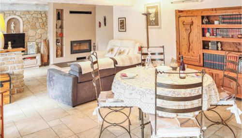 3 Bedroom Beautiful Home In Espeluche - Foto 5