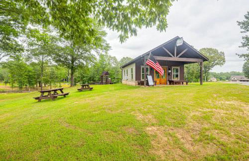 Farm and Lake Views Rural Mississippi Loft Apt - Foto 25