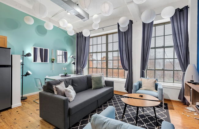 Hip & Vibrant 2 Bedroom Apartment with Parking & Wifi - Foto 16