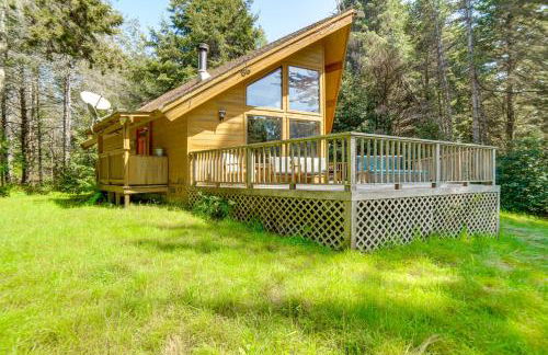 Hot Tub, 1 Mi to Beach 12-Acre Fort Bragg Cabin! - Foto 24