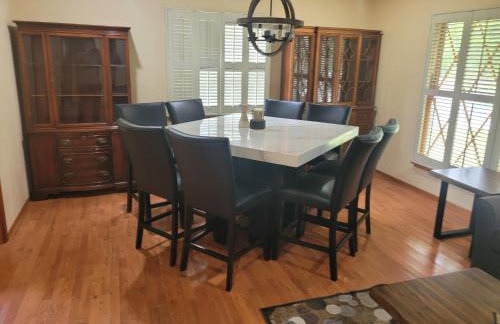 Extremely Chill 3 Bedroom Home - Foto 17