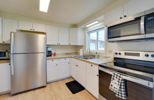 Modern Cortez Mountain Retreat with Yard and View - Foto 10