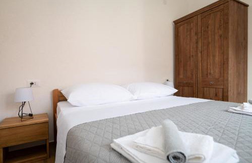 Didova kuća, Holiday home with Private pool near Rogoznica,Sleeps 9 - Foto 45