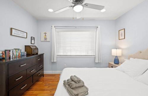 Luxury Estate with Sparkling Pool & Elegant Amenities - Foto 86