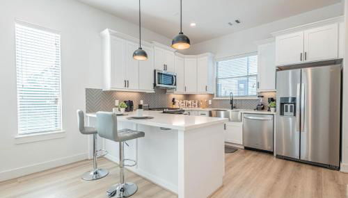 Luxury Charming 3BR 3Bath Free Wi-FI 8 Guests, Gated Home, Houston Downtown - Foto 4, stove, dishwasher, pet friendly, toaster, minibar