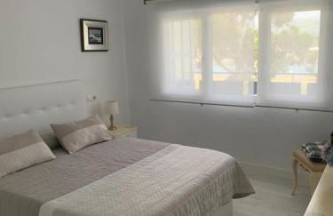 EDIFICIO EL MIRADOR -SITUADO en Playa del Puntal Villaviciosa Primera Linea Playa - Foto 6