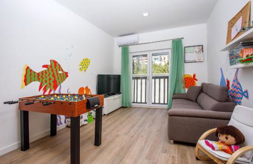 LUXURY VILLA PARADISE 120m from sandy beach, heated pool, billiard, max 12 pax - Foto 42