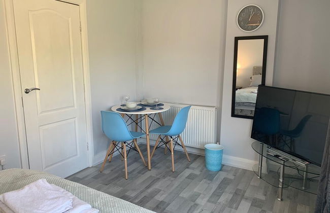 Grey Stone Studio Apartments - Foto 8