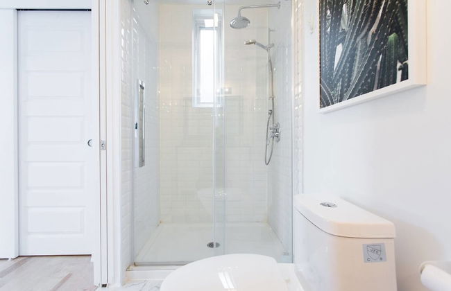 Stylish & Unique 3 Bdr Flat With Parking! - Foto 47