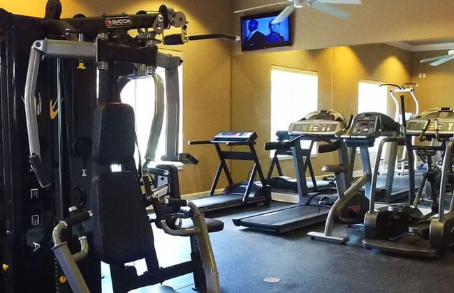 Remodeled Gem - Comfort and Location - Foto 31