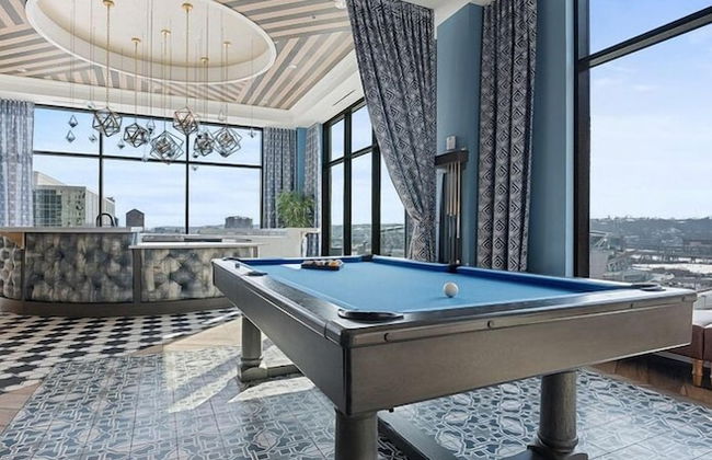 Cincinnati City Club Apartments by Airriva - Photo 57