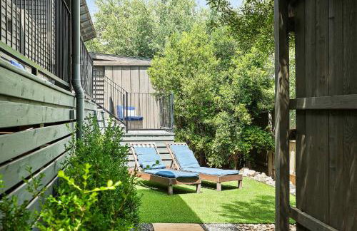 Charming Lake Getaway with Loft - Pickleball & BBQ - Foto 18