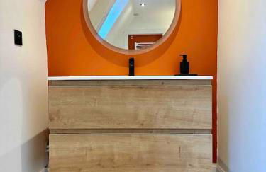 La Maison Des Cours - WIFI - Centre ville - Foto 15