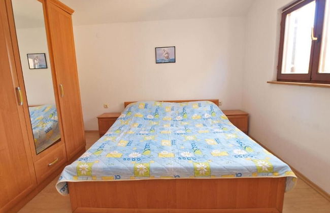 Cozy Apartment in Peroj - Photo 4