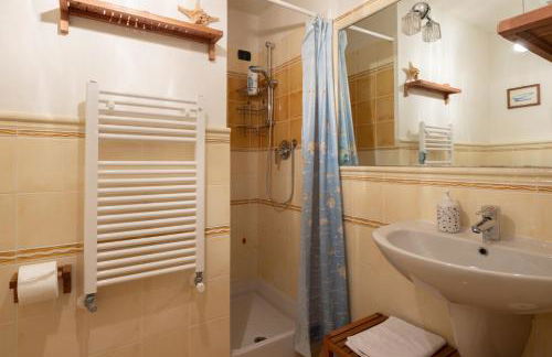 Portovenere a due passi dal mare / parcheggio privato, ampio appartamento fino a 8 persone - Photo 32