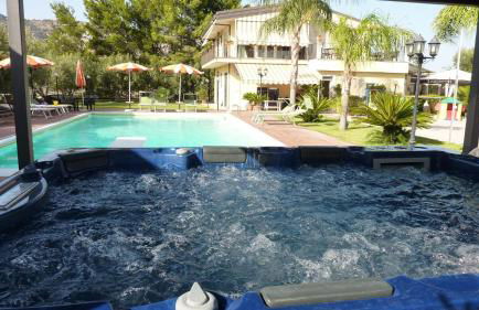 Villa Ludovica Siracusa, Pool 6x12, Jacuzzi, Padel, Pickleball, Volleyball, Wifi - Photo 40