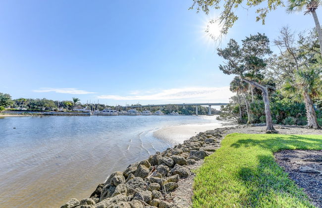 Palm Coast Resort by Distinctive Beach Rentals - Photo 18