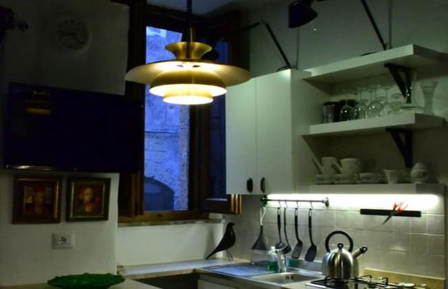 Casa Messi - Casa Messi a Vicolo Della Rivolta 25 Apt 5 - Foto 10