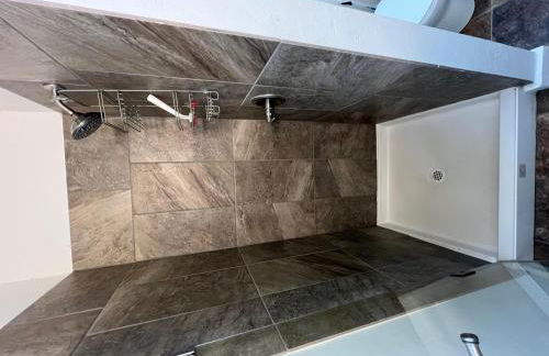 Railway Cabin at Base Camp - Foto 12