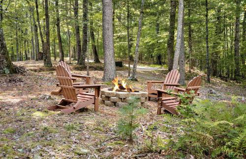Hot Tub Deck Screened Porch Fire Pit & WiFi - Photo 4