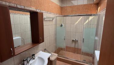 Mylopotamos River By Marlen - Foto 5, towels, Shower