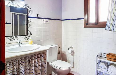 Nice Home In Estepa With Wifi - Photo 19