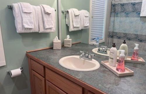 Spacious Condo with Pool Pass! - Foto 22