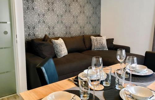 Schöne, neue Ferienwohnung am Rhein und mit Balkon - Foto 1