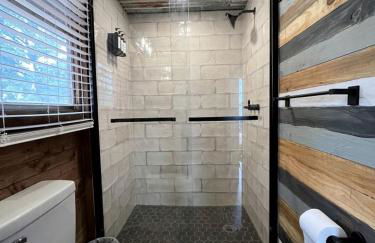 Rustic Waterfront Cabin on Toledo Bend Lake for an Unforgettable Getaway in Nature in Hemphill, Texas - Foto 13