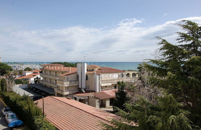 Apartamentos Llavaneras - Foto 51