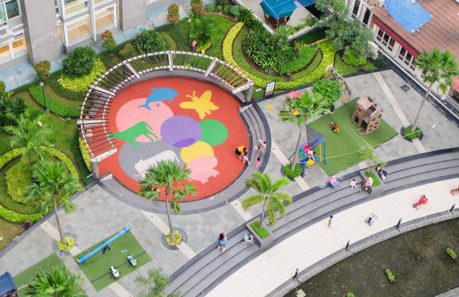 Homey & Vintage 2BR @ Sudirman Park Apartment - Photo 31