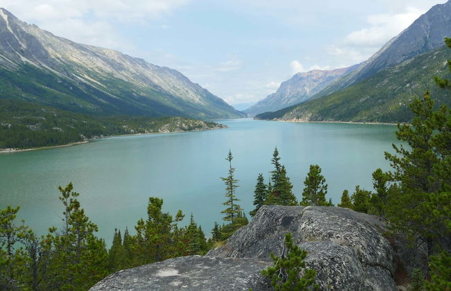 Emerald Lake + Carcross Desert Excursion - Foto 1