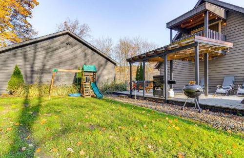 Shady Point Retreat with Hot Tub and Pickleball! - Foto 39