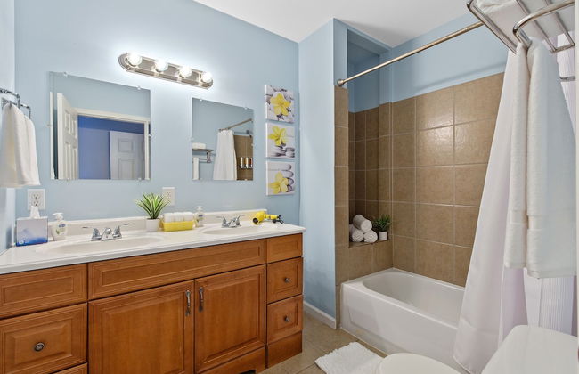 Blooming Memories | JZ Vacation Rentals - Photo 15