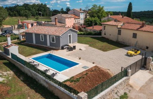 Awesome Home In Malisi With Kitchen - Photo 19