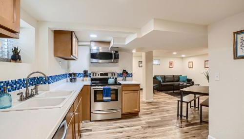 Sloans Lake Getaway - Basement Apartment Near Broncos and Downtown Denver - Foto 5