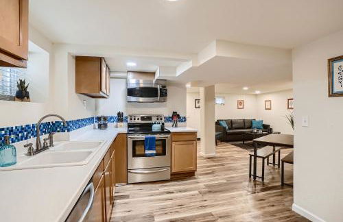 Sloans Lake Getaway - Basement Apartment Near Broncos and Downtown Denver - Foto 5