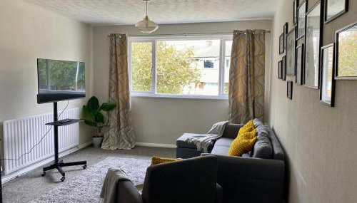 Spacious Town Centre Apartment - Foto 2