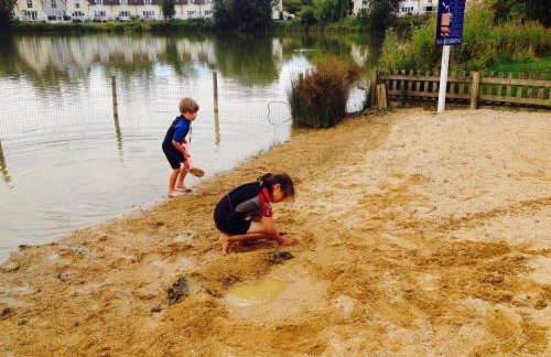 Liming Lodge - Lakeside Home in the Cotswolds - Foto 25