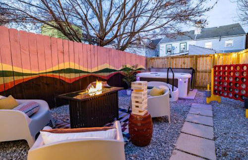 Themed Property on Carson St with Hot Tub - Foto 11