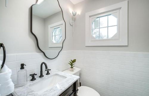 Explore Cleveland Attractions! Family-Focused Home - Foto 14