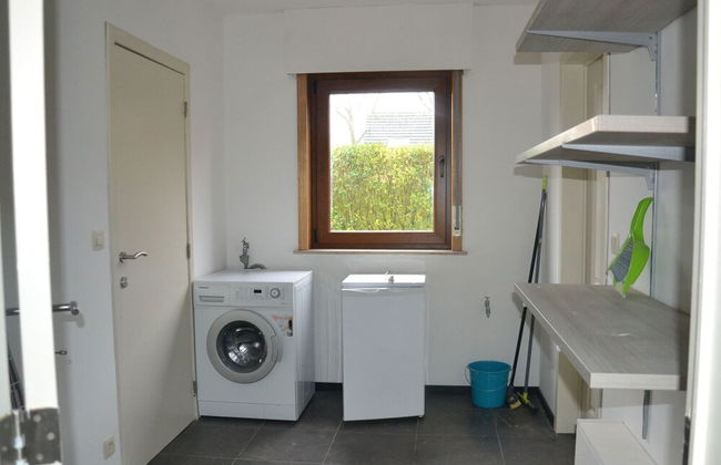 Apartment in Antwerp Near Verbeke Museum - Photo 16