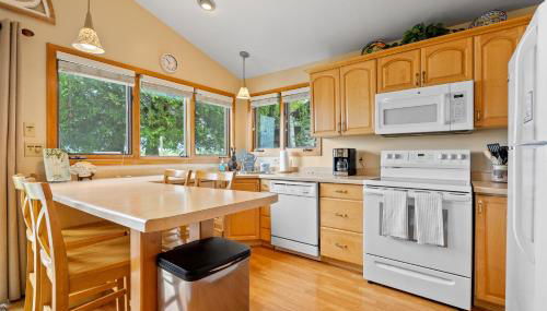 Sunset Shores - Lakeside Cabin #1 by Simple Life Rentals - Foto 2