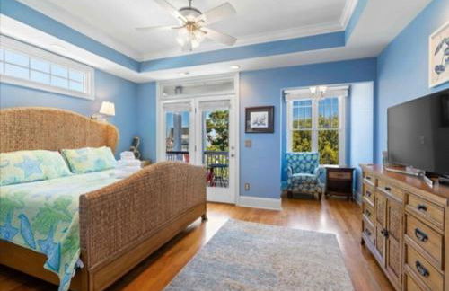 After Dune Delight - Relax and unwind in this fun and spacious 3 story home, Light, Bright, and close to everything! townhouse - Photo 27