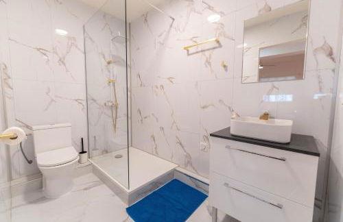 Grand appartement idéal famille, proche plage, bon emplacement pour visiter la Côte d'Azur - Foto 40