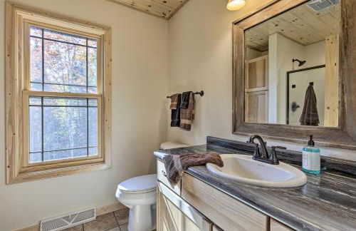 Spacious Hurley Home with Game Room Near Lakes - Foto 15