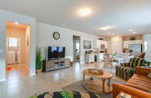 Near River & Parks: LaBelle Family Home w/ Patio - Photo 6