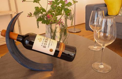 Apartment with Private Pool - Foto 3