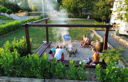 Tri Tresnje & Three Cherries - Foto 24