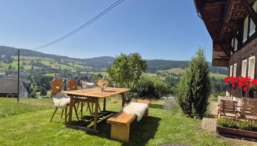 Echtes Schwarzwaldhaus - Traditionell & Modern - Foto 3